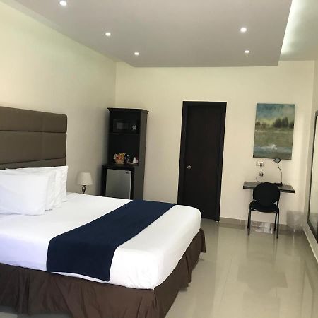 Starz Hotel Contant  외부 사진