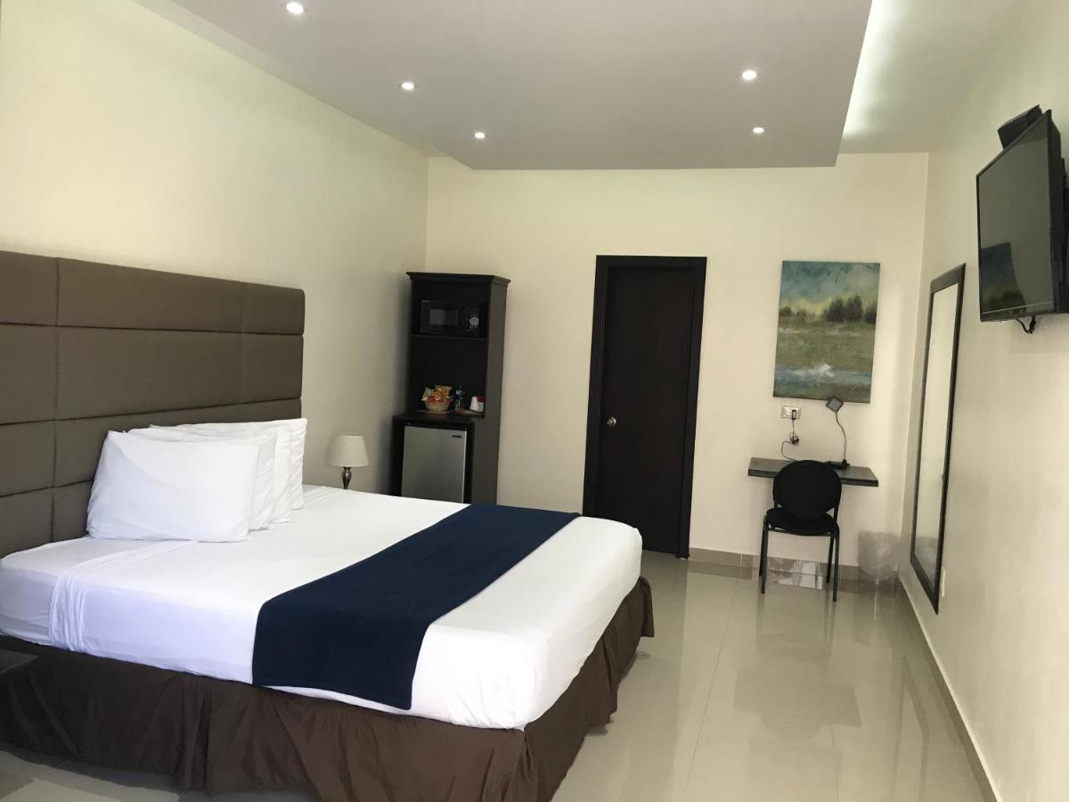 Starz Hotel Contant  외부 사진